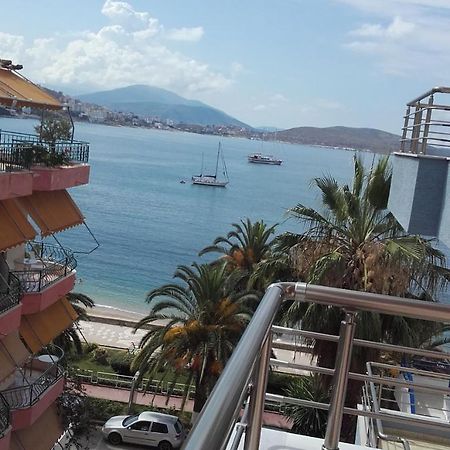 Eleana'S Apartament Sarandë Exterior foto