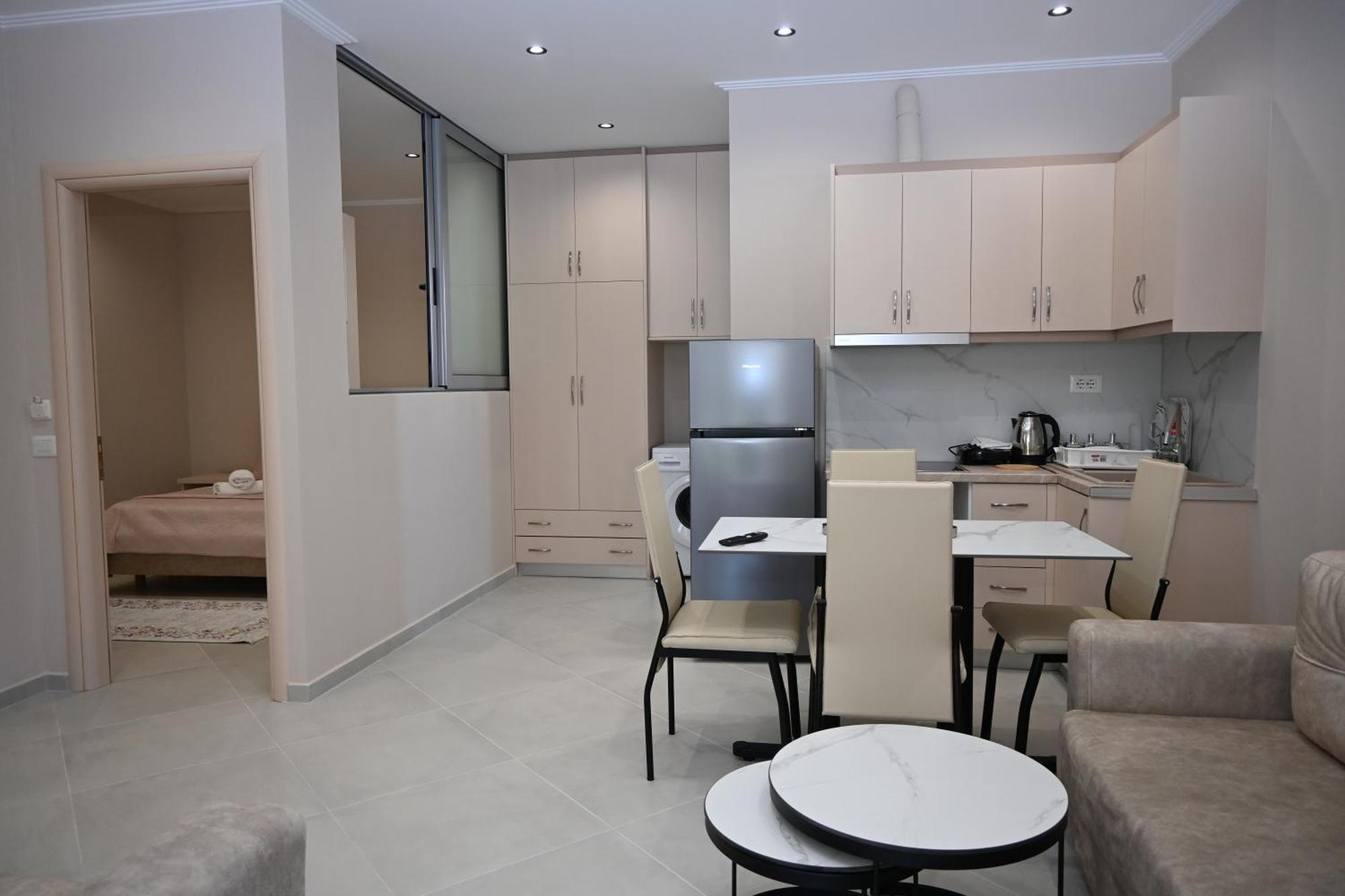 Eleana'S Apartament Sarandë Zimmer foto